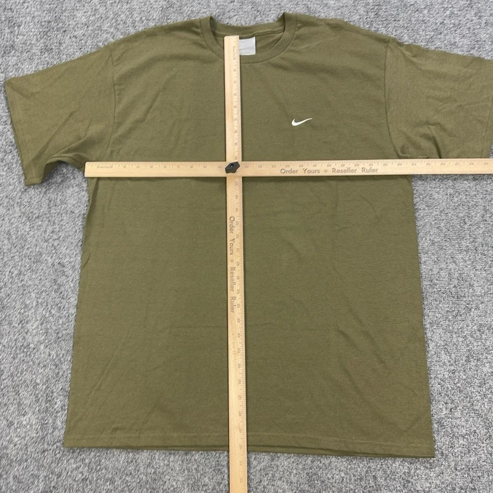 Vintage Nike Shirt Mens Large Green Small Swoosh Logo Cotton Crewneck Tee Casual